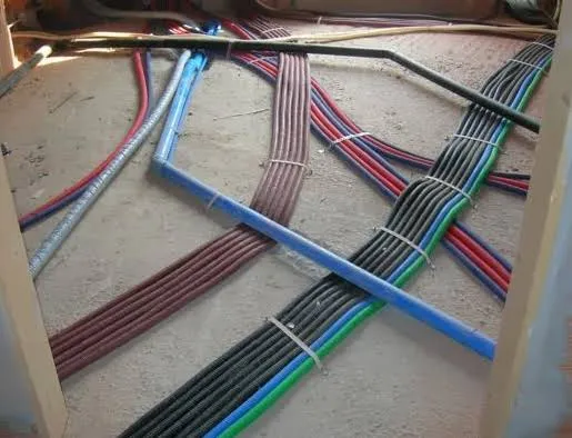 tubazioni impianto elettrico